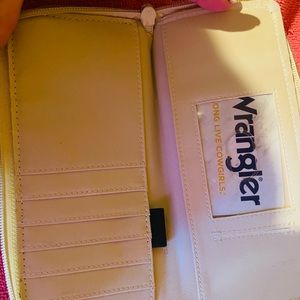 Wrangler wallet